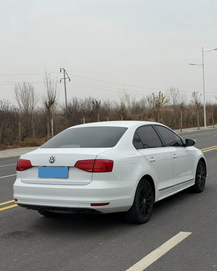 2018 KingLong KaiTe 2.3T 110HP L4 5MT,autocango,china used car exporter,china ev exporter,chinese used car exporter,chinese used ev exporter