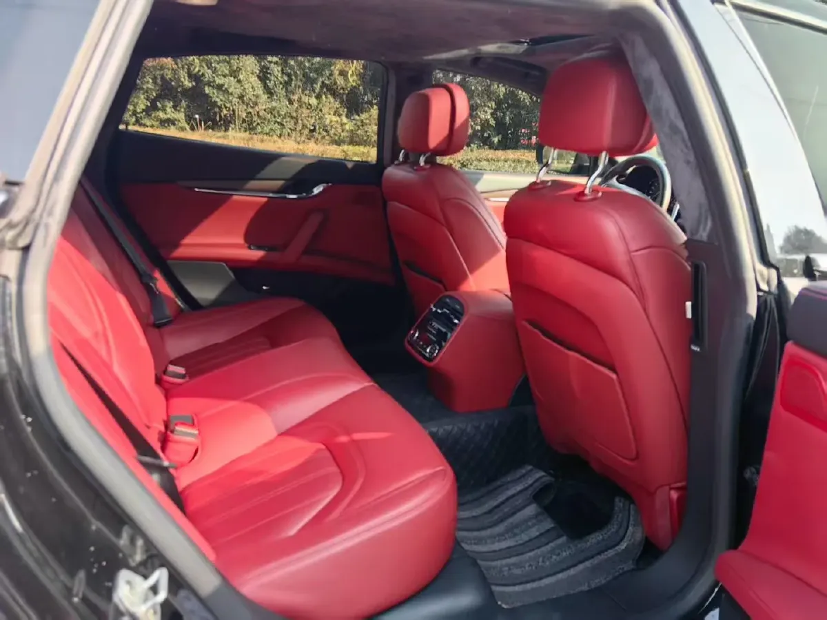 2021 Maserati Quattroporte 3.0T 350HP V6 8AT,autocango,china used car exporter,china ev exporter,chinese used car exporter,chinese used ev exporter