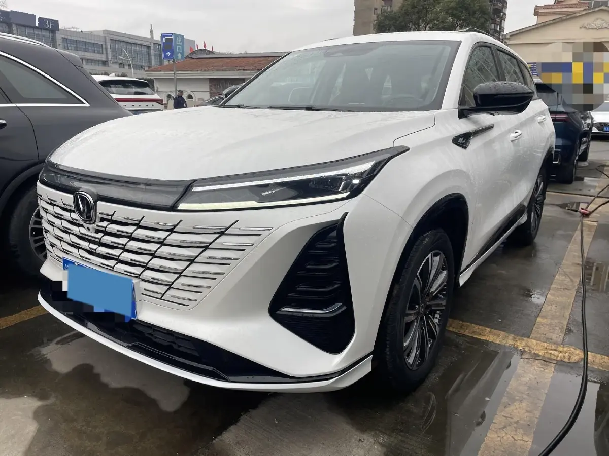 2024 ChangAn CS75 Plus 1.5T 188HP L4 8AT