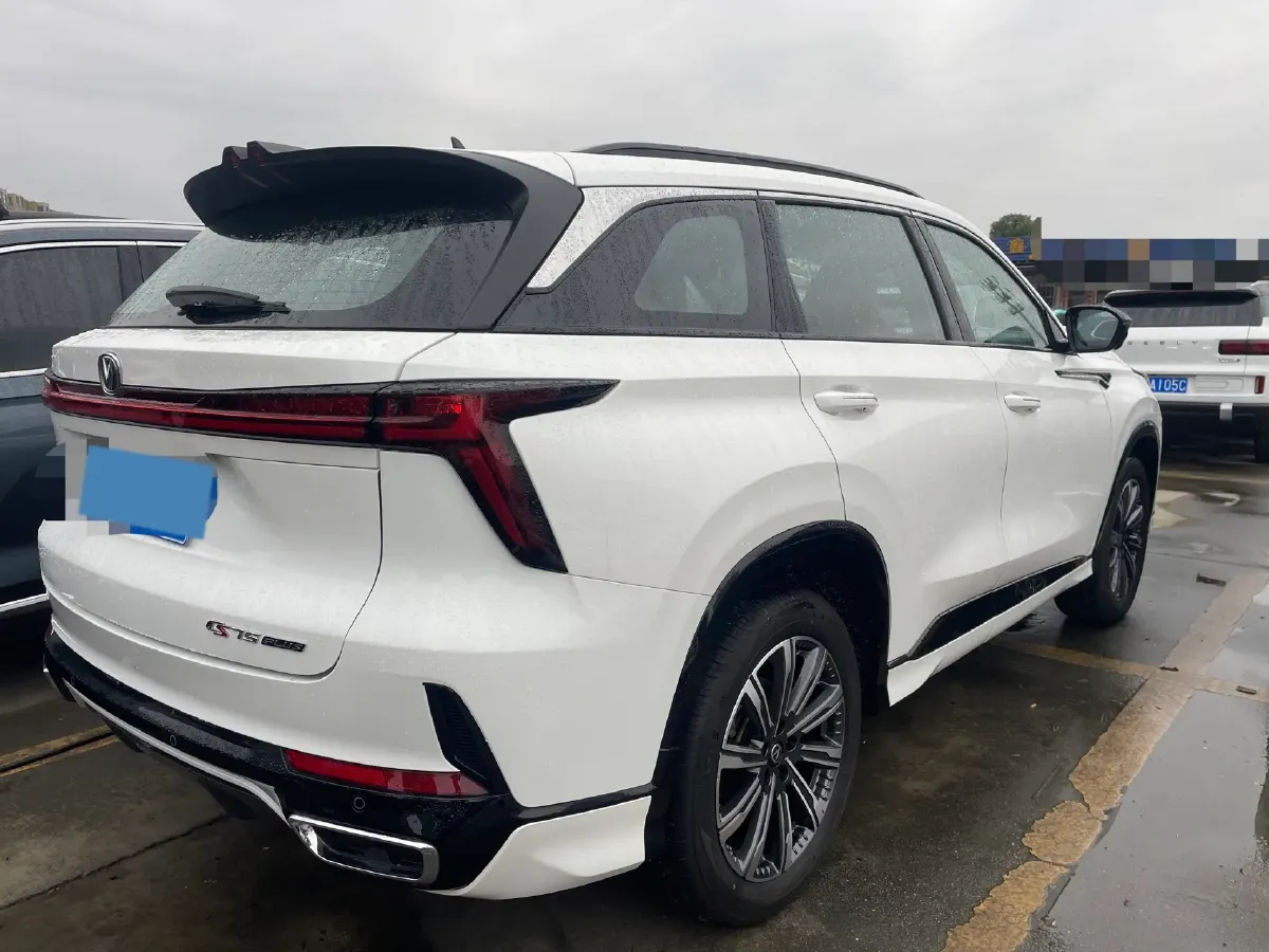 2024 ChangAn CS75 Plus 1.5T 188HP L4 8AT,autocango,china used car exporter,china ev exporter,chinese used car exporter,chinese used ev exporter