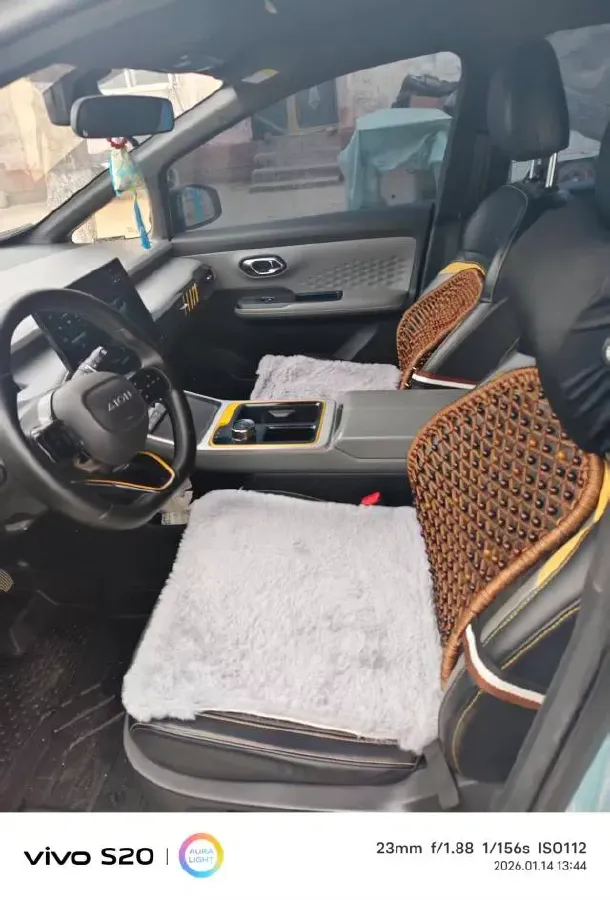 2022 Geely Okavango 1.8T 184HP L4 7DCT,autocango,china used car exporter,china ev exporter,chinese used car exporter,chinese used ev exporter