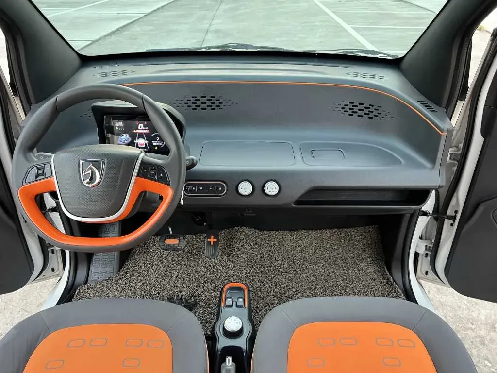 2020 BaoJun E100 BEV 28KWH,autocango,china used car exporter,china ev exporter,chinese used car exporter,chinese used ev exporter