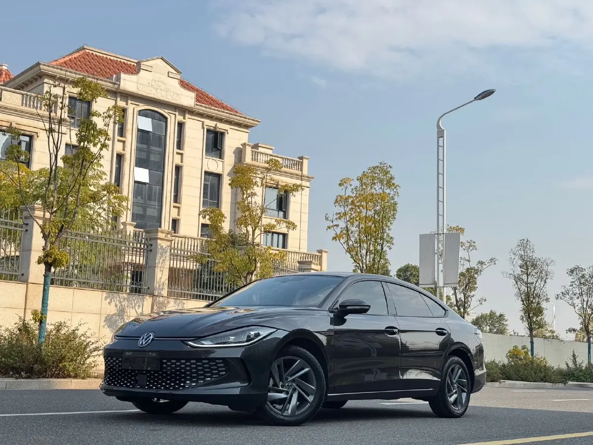 2024 Volkswagen Lamando 1.4T 150HP L4 7DCT