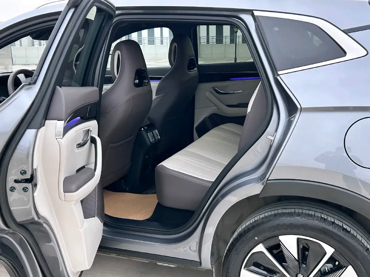 2025 BYD Song Plus 1.5L 101HP L4 E-CVT PHEV 18.3KWH,autocango,china used car exporter,china ev exporter,chinese used car exporter,chinese used ev exporter