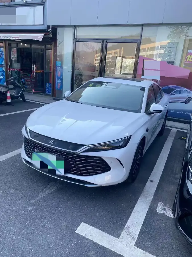 2025 BYD QinL 1.5L 101HP L4 E-CVT PHEV 10.08KWH