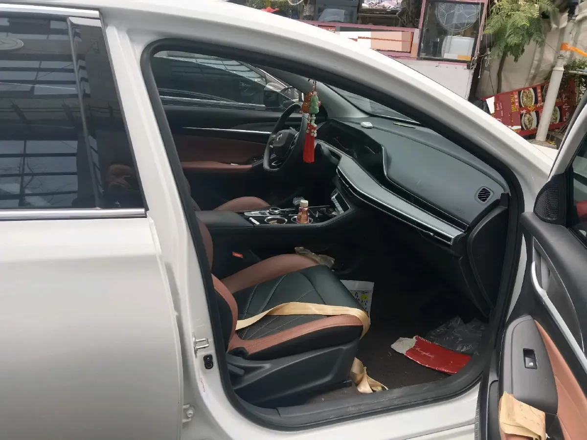 2021 ChangAn Eado 1.4T 160HP L4 7DCT,autocango,china used car exporter,china ev exporter,chinese used car exporter,chinese used ev exporter