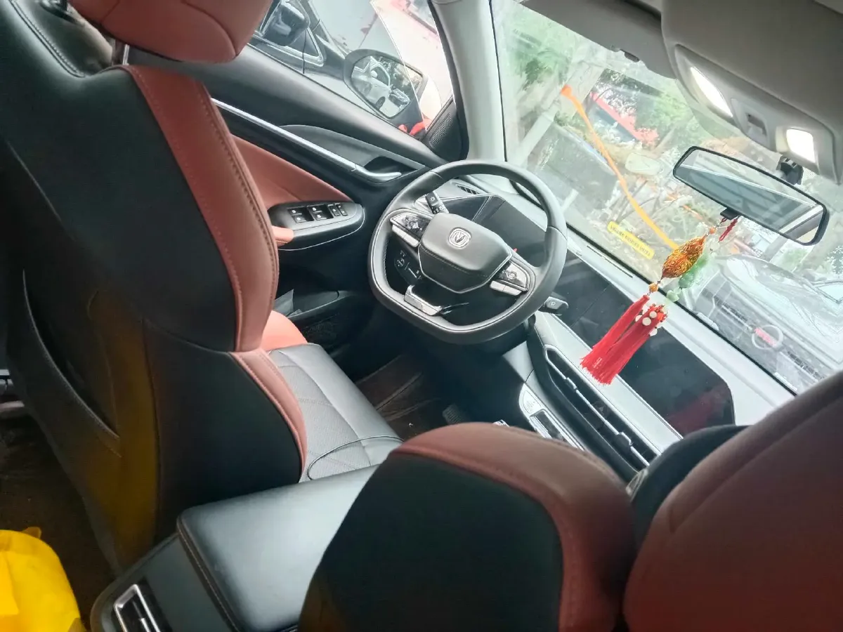 2021 ChangAn Eado 1.4T 160HP L4 7DCT,autocango,china used car exporter,china ev exporter,chinese used car exporter,chinese used ev exporter