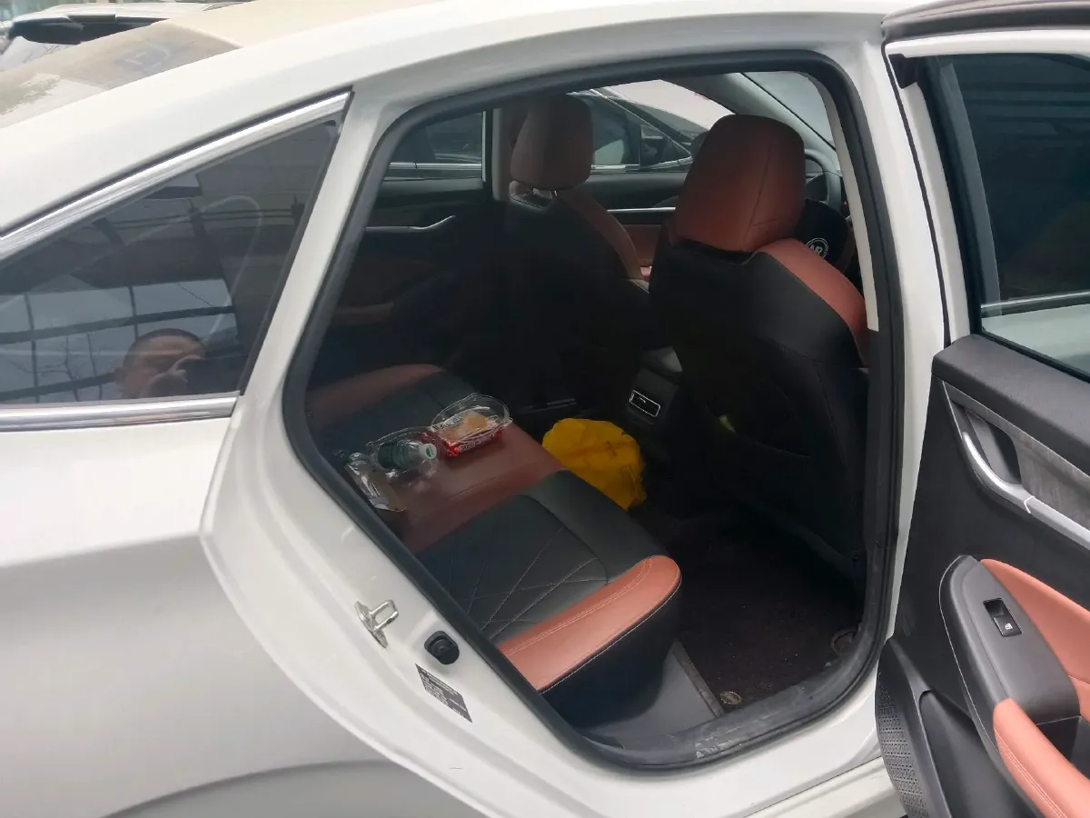 2021 ChangAn Eado 1.4T 160HP L4 7DCT,autocango,china used car exporter,china ev exporter,chinese used car exporter,chinese used ev exporter