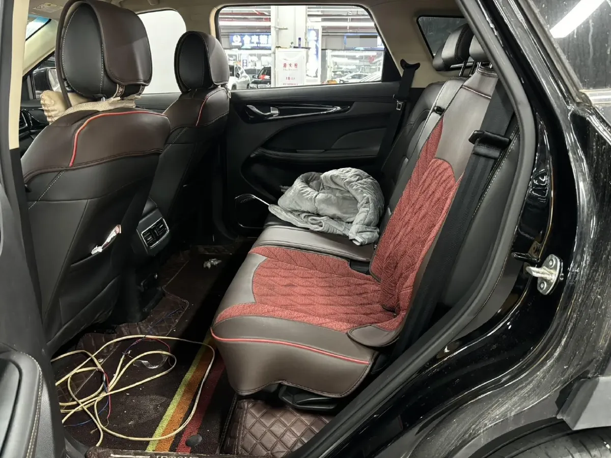 2019 Jetour X90 1.6T 197HP L4 7DCT,autocango,china used car exporter,china ev exporter,chinese used car exporter,chinese used ev exporter