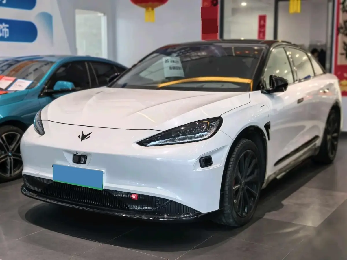 2022 ARCFOX αS BEV 74.5KWH