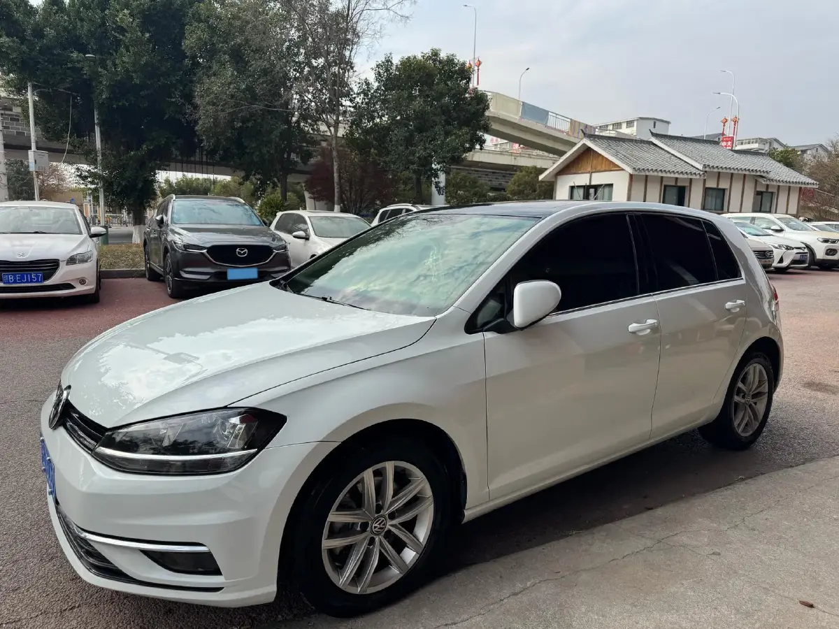 2019 Brilliance Auto V7 1.8T 231HP L4 7DCT