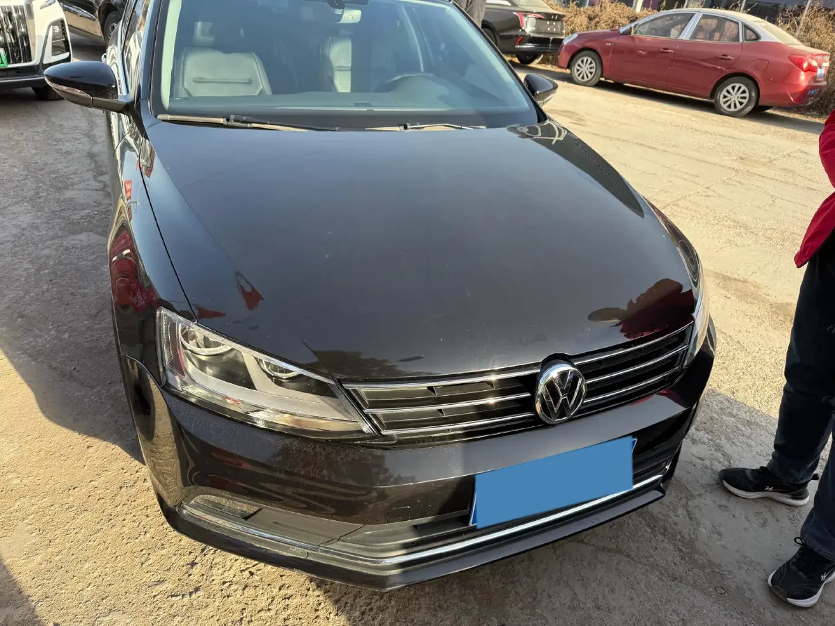 2018 KingLong KaiTe 2.3T 110HP L4 5MT,autocango,china used car exporter,china ev exporter,chinese used car exporter,chinese used ev exporter