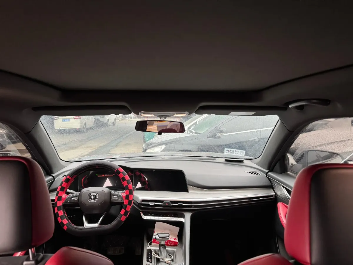 2021 ChangAn CS35 Plus 1.4T 160HP L4 7DCT,autocango,china used car exporter,china ev exporter,chinese used car exporter,chinese used ev exporter