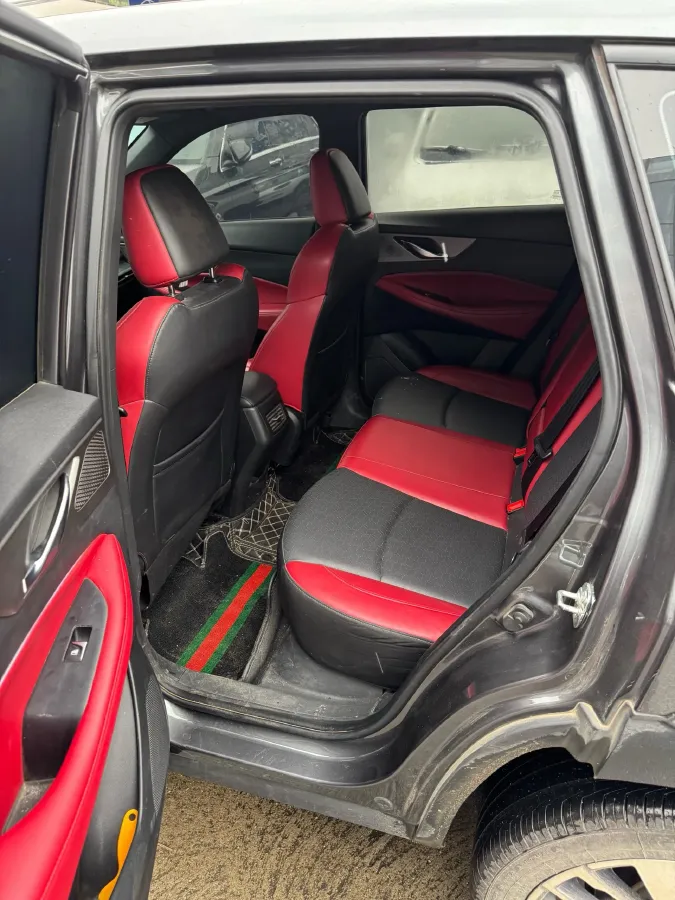 2021 ChangAn CS35 Plus 1.4T 160HP L4 7DCT,autocango,china used car exporter,china ev exporter,chinese used car exporter,chinese used ev exporter