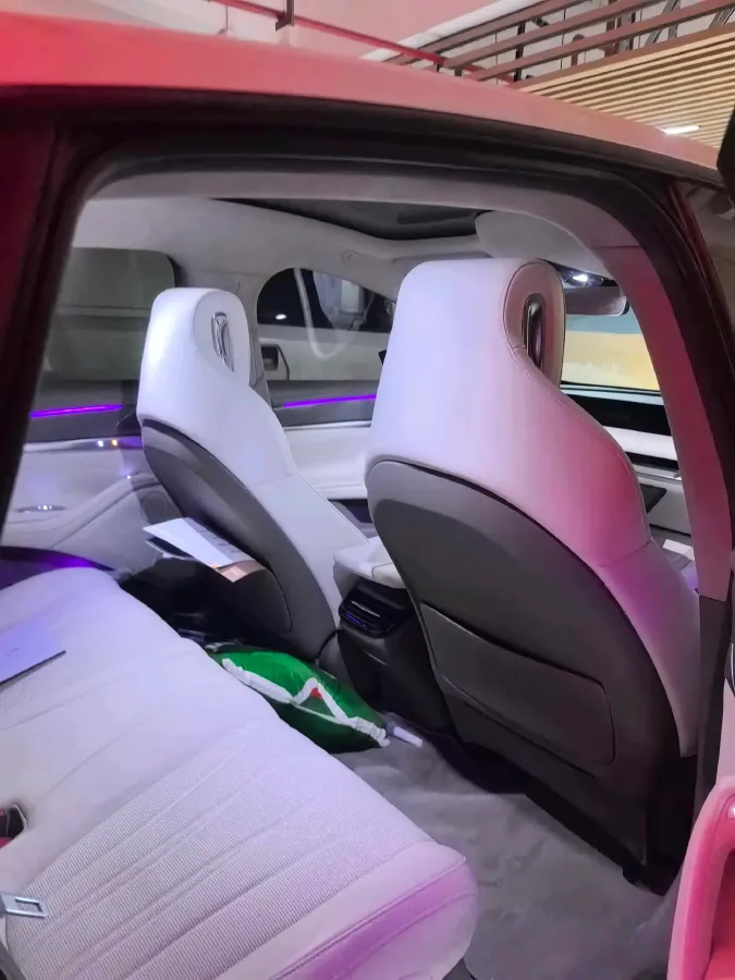 2022 IM L7 BEV 90KWH,autocango,china used car exporter,china ev exporter,chinese used car exporter,chinese used ev exporter