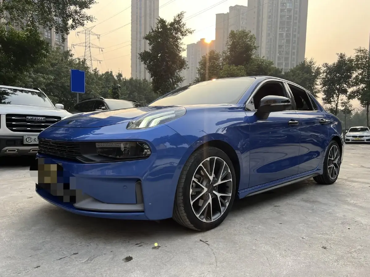 2022 LYNK&CO 03 2.0T 190HP L4 7DCT