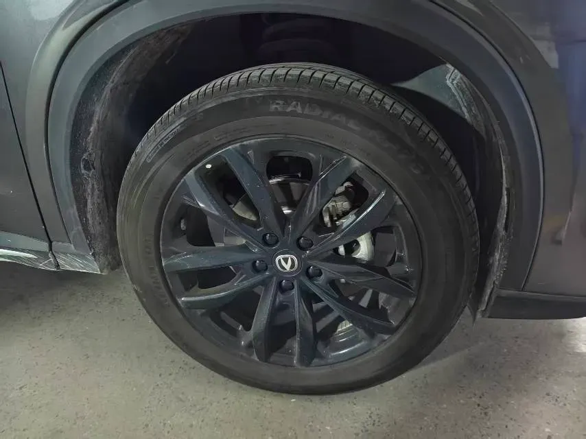 2025 ChangAn X5 PLUS 1.5T 188HP L4 7DCT,autocango,china used car exporter,china ev exporter,chinese used car exporter,chinese used ev exporter