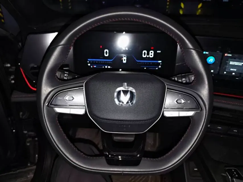 2025 ChangAn X5 PLUS 1.5T 188HP L4 7DCT,autocango,china used car exporter,china ev exporter,chinese used car exporter,chinese used ev exporter