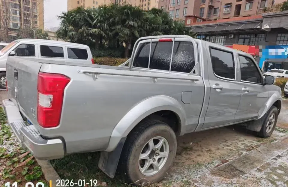 2023 Dongfeng RuiQi 2.4T 165HP L4 5MT,autocango,china used car exporter,china ev exporter,chinese used car exporter,chinese used ev exporter