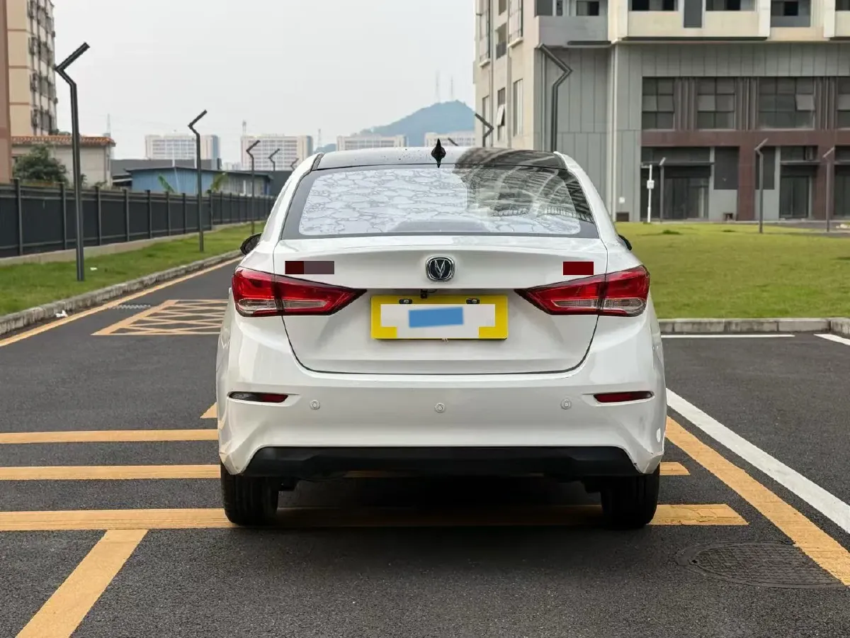 2019 ChangAn Alsvin 1.5L 107HP L4 5DCT,autocango,china used car exporter,china ev exporter,chinese used car exporter,chinese used ev exporter
