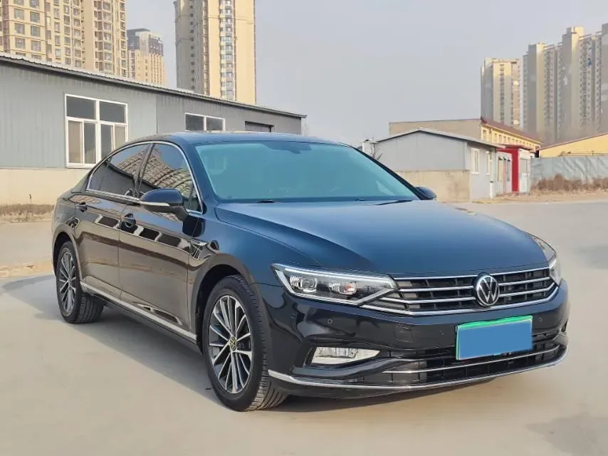 2020 Volkswagen Magotan 2.0T 186HP L4 7DCT,autocango,china used car exporter,china ev exporter,chinese used car exporter,chinese used ev exporter