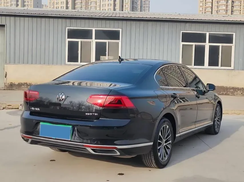 2020 Volkswagen Magotan 2.0T 186HP L4 7DCT,autocango,china used car exporter,china ev exporter,chinese used car exporter,chinese used ev exporter