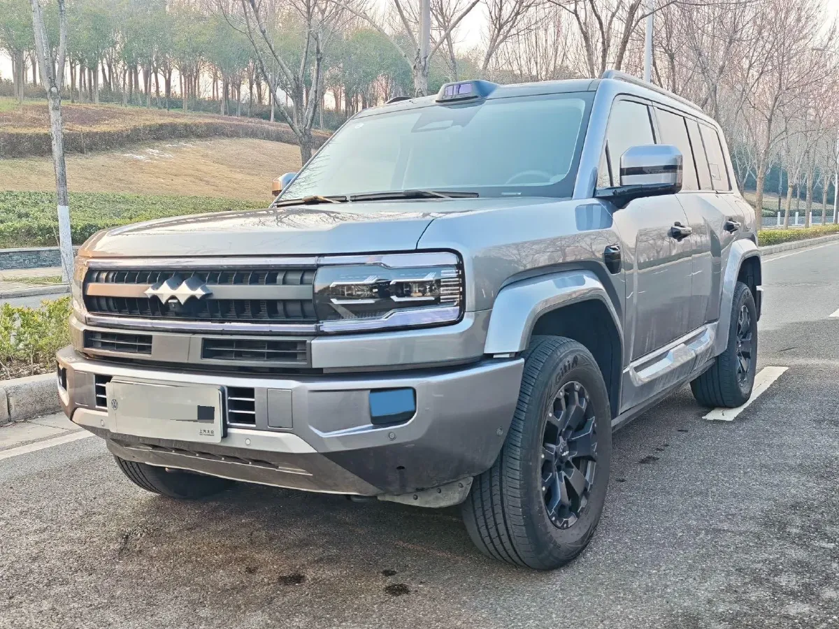 2025 FangChengBao Bao 5 1.5T 194HP L4 E-CVT PHEV 31.8KWH,autocango,china used car exporter,china ev exporter,chinese used car exporter,chinese used ev exporter