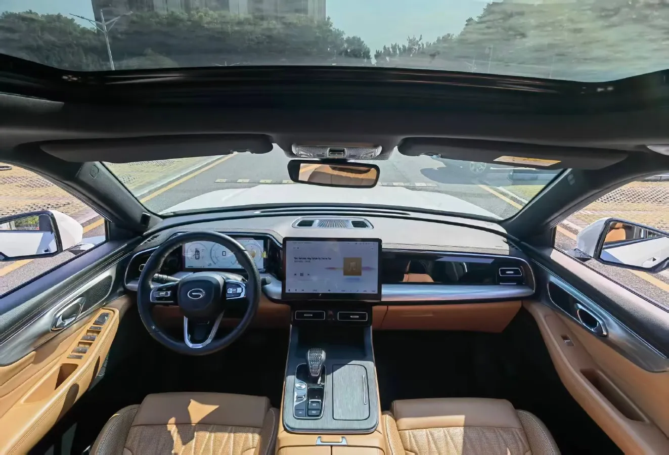 2022 GAC Trumpchi GS8 2.0T 252HP L4 8AT,autocango,china used car exporter,china ev exporter,chinese used car exporter,chinese used ev exporter