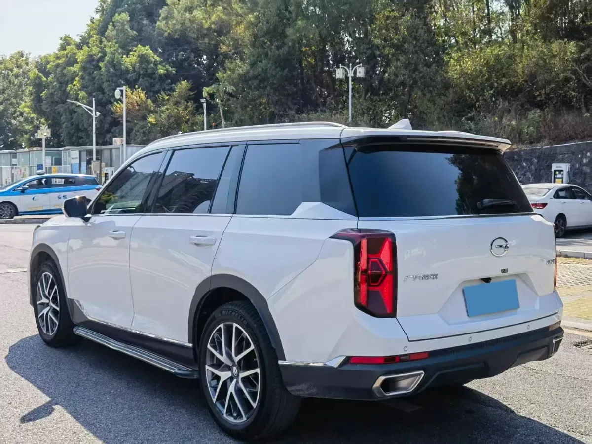 2022 GAC Trumpchi GS8 2.0T 252HP L4 8AT,autocango,china used car exporter,china ev exporter,chinese used car exporter,chinese used ev exporter