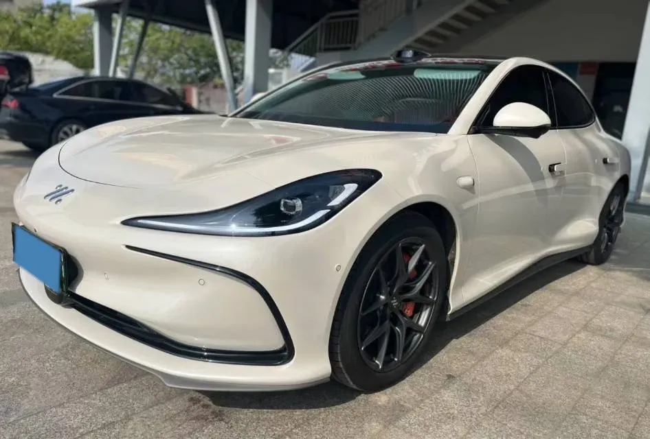 2024 IM L6 BEV 75KWH,autocango,china used car exporter,china ev exporter,chinese used car exporter,chinese used ev exporter