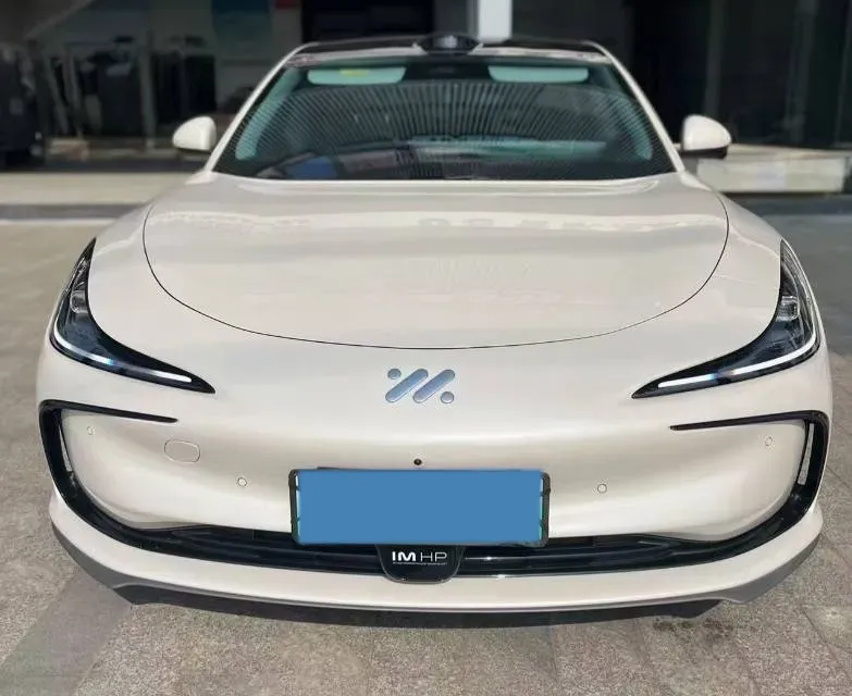 2024 IM L6 BEV 75KWH,autocango,china used car exporter,china ev exporter,chinese used car exporter,chinese used ev exporter