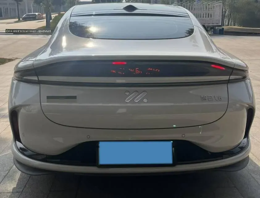 2024 IM L6 BEV 75KWH,autocango,china used car exporter,china ev exporter,chinese used car exporter,chinese used ev exporter