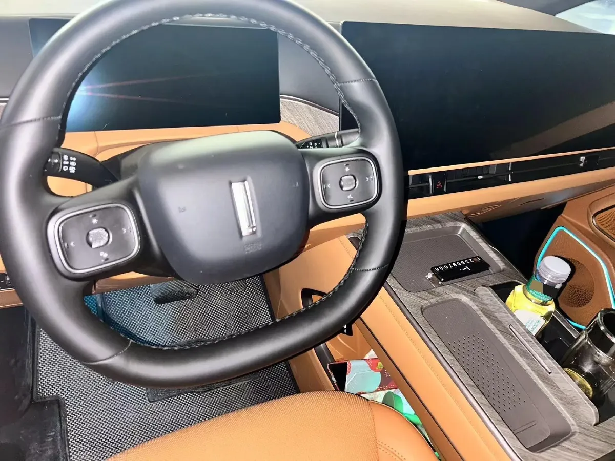 2025 WEY HighMountain 1.5T 170HP L4 4DHT PHEV,autocango,china used car exporter,china ev exporter,chinese used car exporter,chinese used ev exporter