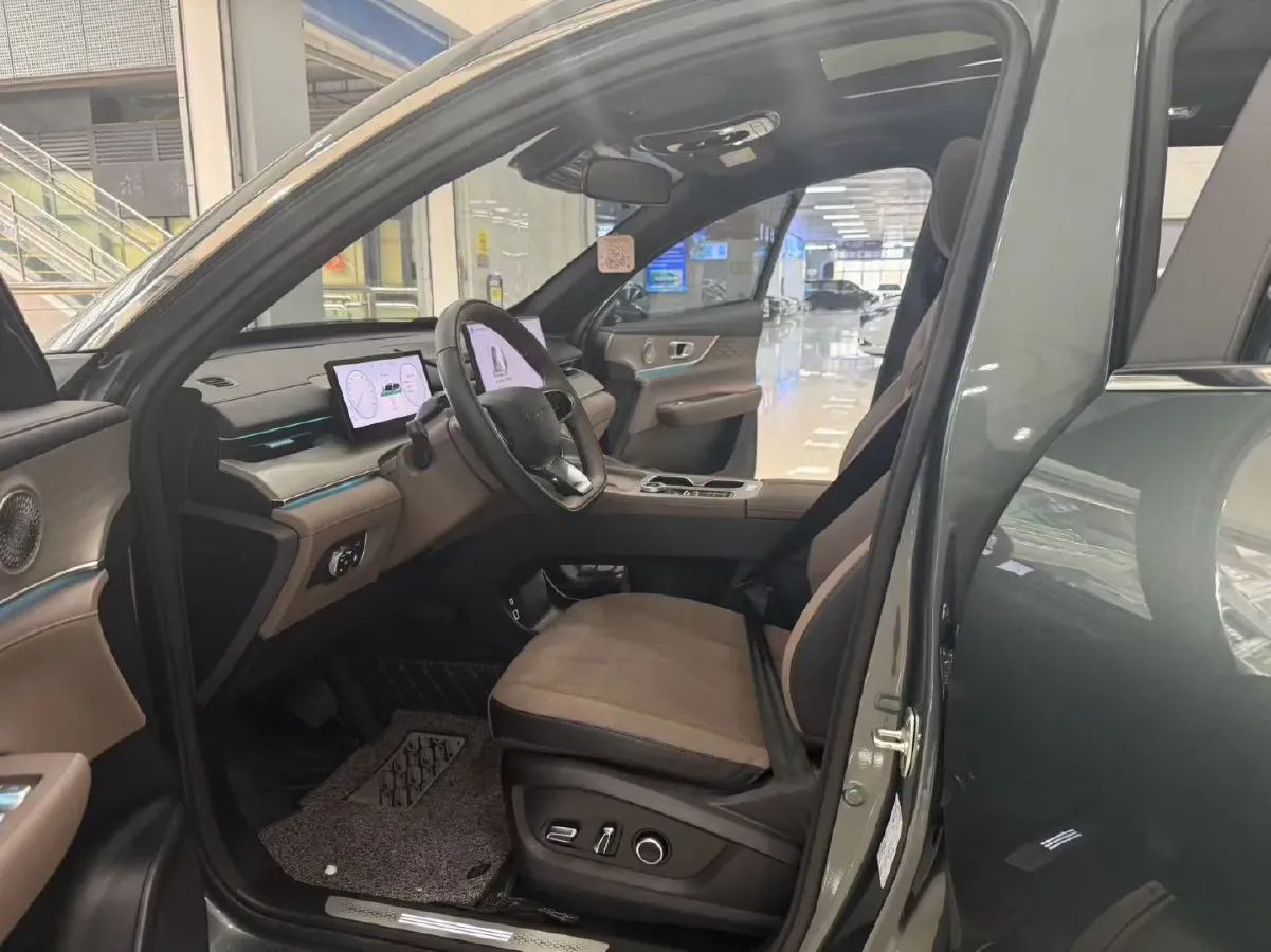 2025 Fulwin FulwinT8 1.5T 156HP L4 1DHT PHEV 18.67KWH,autocango,china used car exporter,china ev exporter,chinese used car exporter,chinese used ev exporter