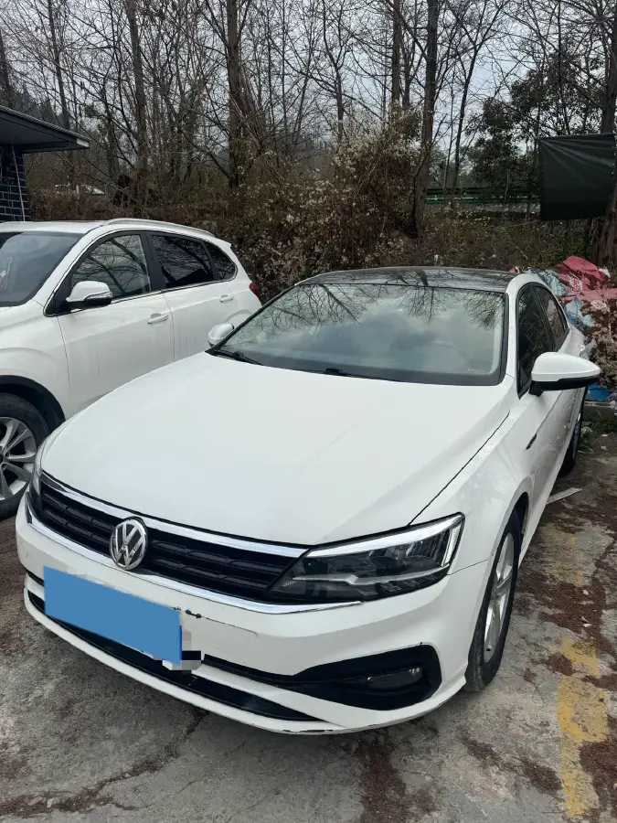 2019 Volkswagen T-Cross 1.4T 150HP L4 7DCT