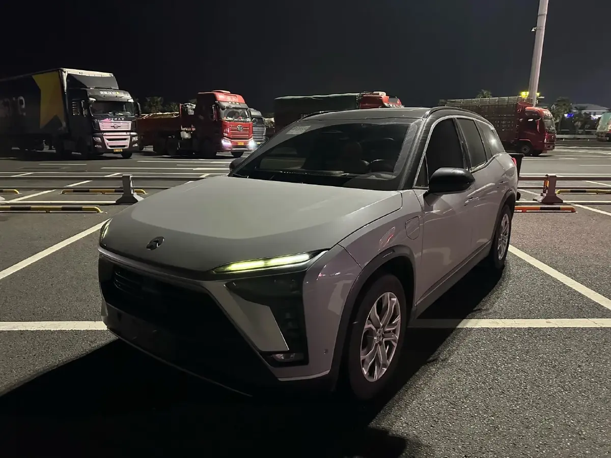 2022 NIO ES8 BEV 100KWH