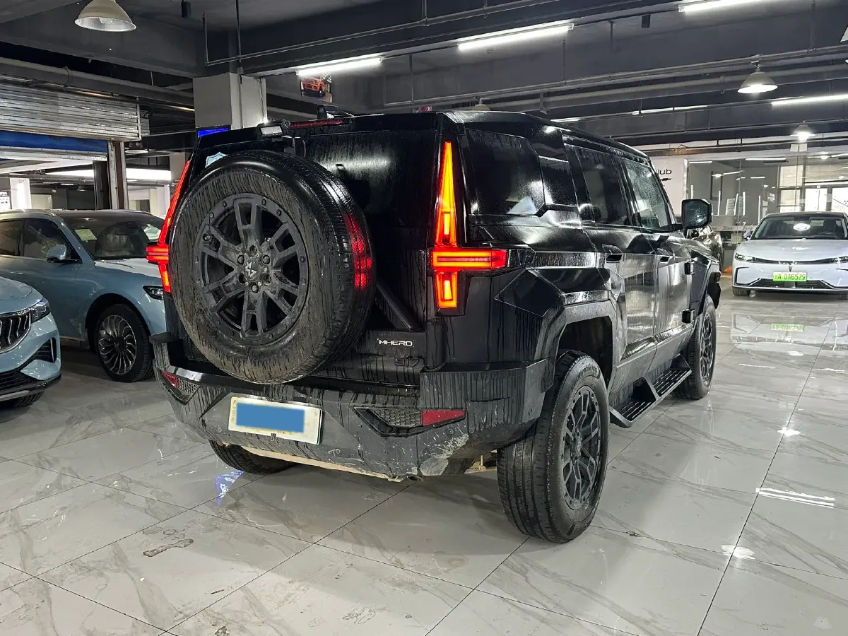 2023 M Hero 917 REEV 197HP 2AT REEV 65.8KWH,autocango,china used car exporter,china ev exporter,chinese used car exporter,chinese used ev exporter