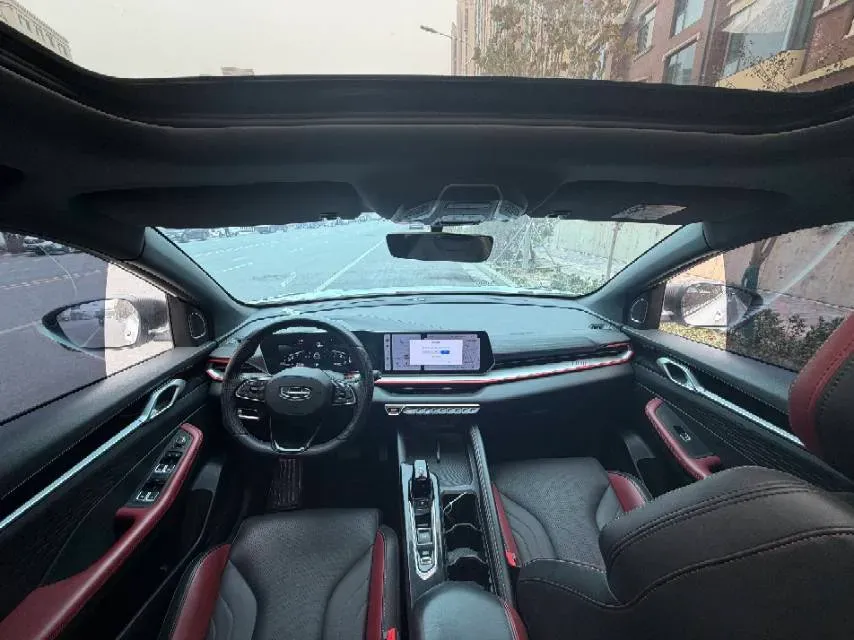 2022 Geely Coolray 1.5T 181HP L4 7DCT,autocango,china used car exporter,china ev exporter,chinese used car exporter,chinese used ev exporter