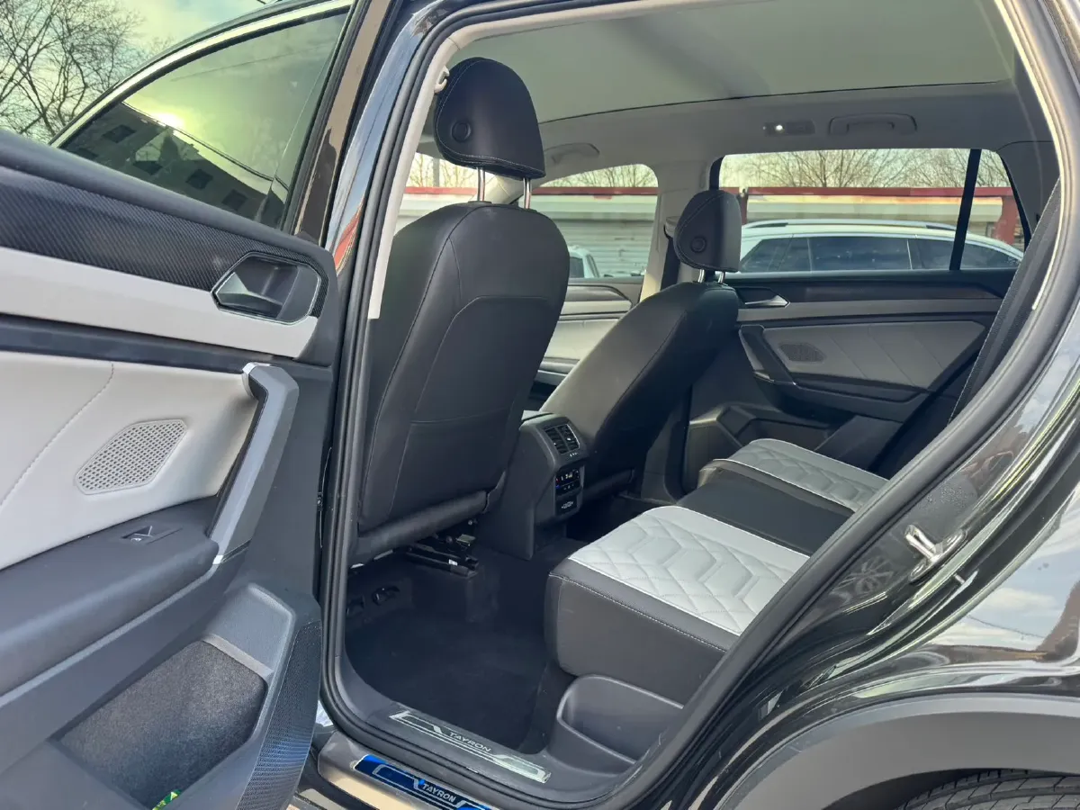 2023 Volkswagen Tayron 1.4T 150HP L4 7DCT,autocango,china used car exporter,china ev exporter,chinese used car exporter,chinese used ev exporter