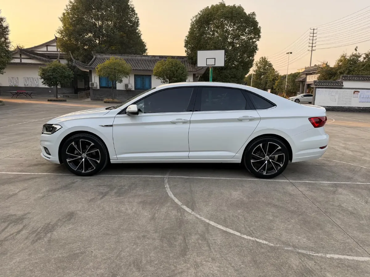 2021 Volkswagen Sagitar 1.2T 116HP L4 7DCT,autocango,china used car exporter,china ev exporter,chinese used car exporter,chinese used ev exporter