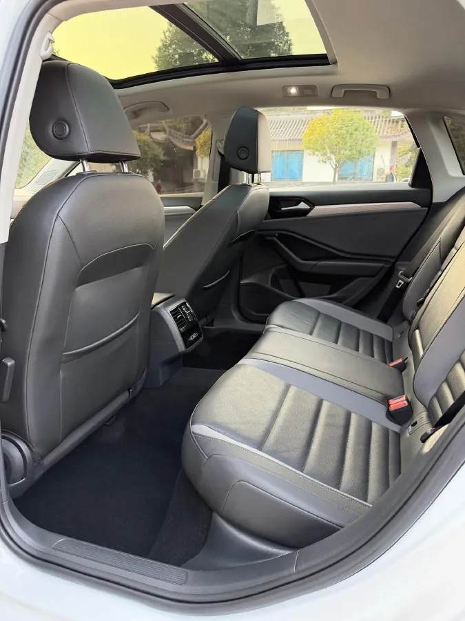 2021 Volkswagen Sagitar 1.2T 116HP L4 7DCT,autocango,china used car exporter,china ev exporter,chinese used car exporter,chinese used ev exporter