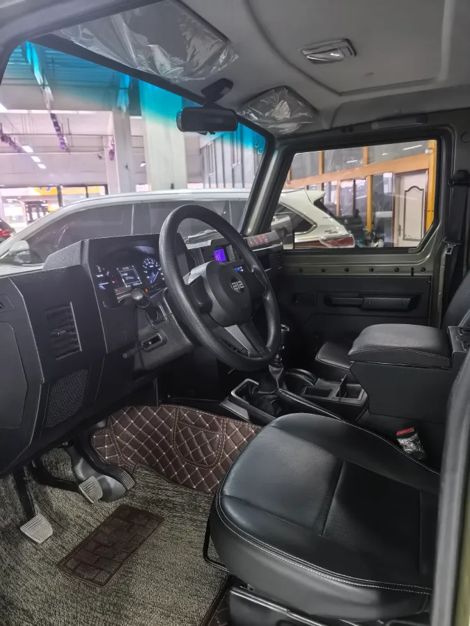 2023 BAW 212 2.4T 211HP L4 6MT,autocango,china used car exporter,china ev exporter,chinese used car exporter,chinese used ev exporter