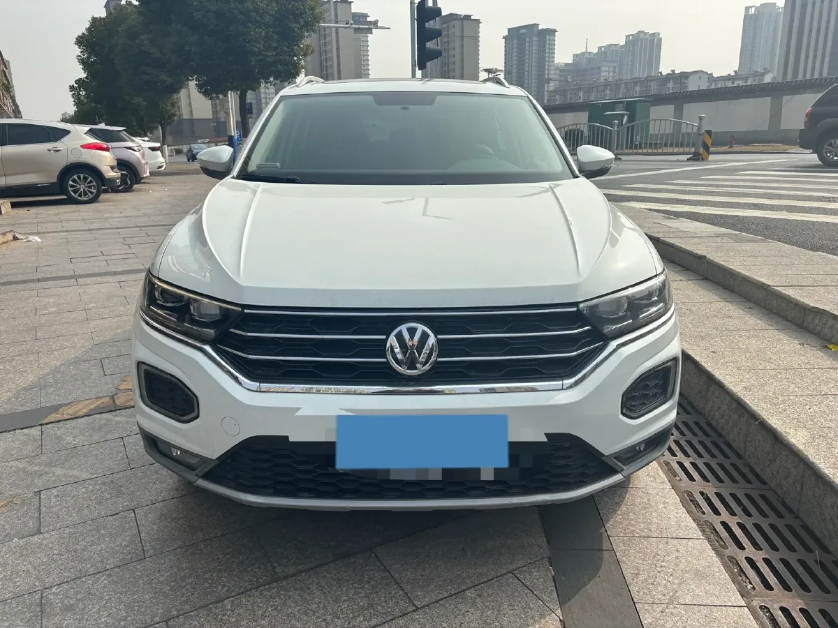 2018 Mitsubishi Eclipse Cross 1.5T 170HP L4 CVT,autocango,china used car exporter,china ev exporter,chinese used car exporter,chinese used ev exporter