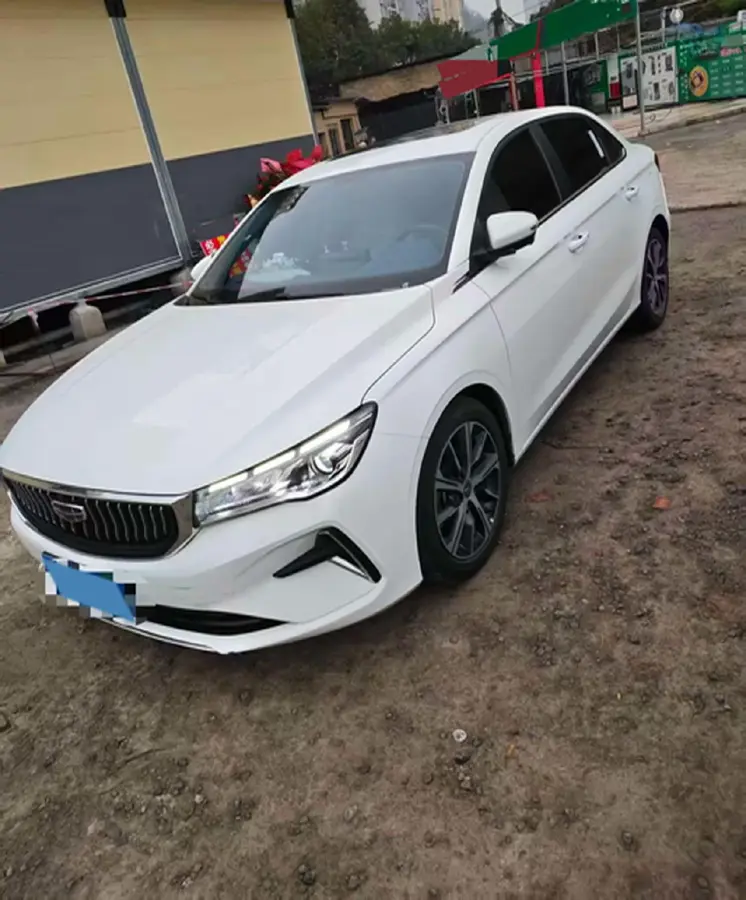 2022 Geely Emgrand 1.5L 114HP L4 CVT