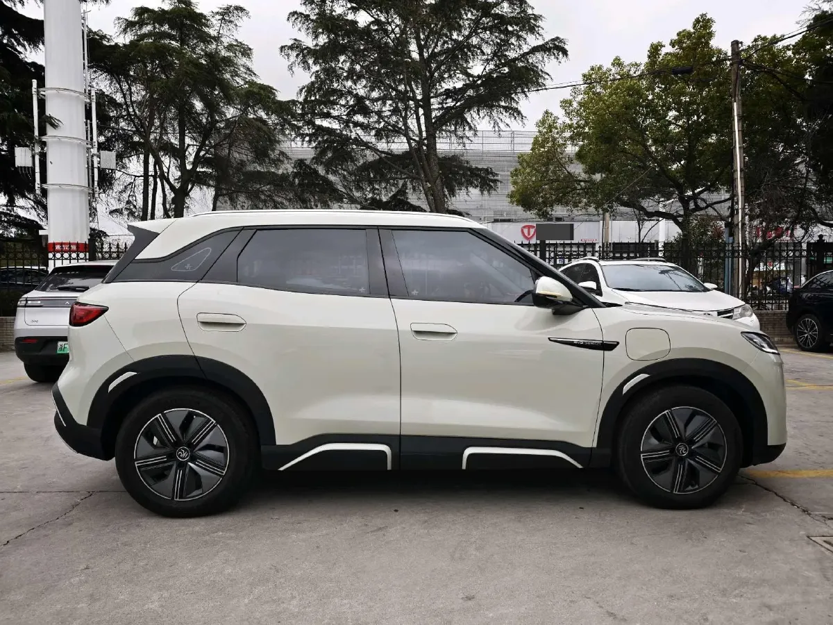 2024 BYD YuanUP BEV 45.12KWH,autocango,china used car exporter,china ev exporter,chinese used car exporter,chinese used ev exporter