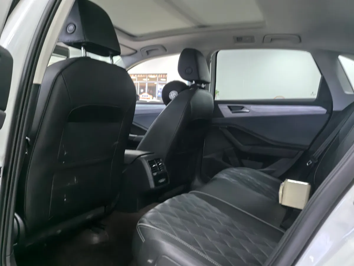 2023 Volkswagen Sagitar 1.5T 160HP L4 7DCT,autocango,china used car exporter,china ev exporter,chinese used car exporter,chinese used ev exporter