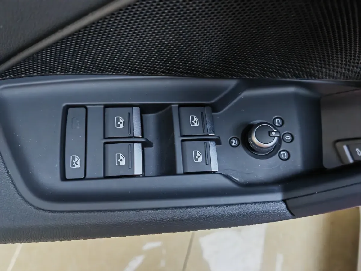 2022 Audi A3 1.4T 150HP L4 7DCT,autocango,china used car exporter,china ev exporter,chinese used car exporter,chinese used ev exporter