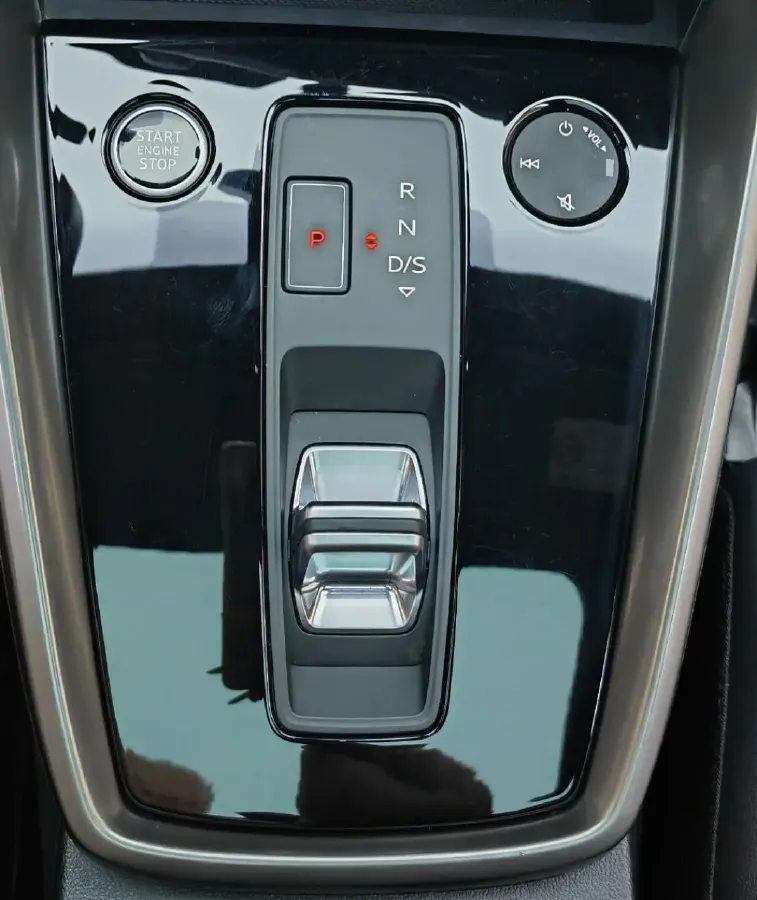 2022 Audi A3 1.4T 150HP L4 7DCT,autocango,china used car exporter,china ev exporter,chinese used car exporter,chinese used ev exporter