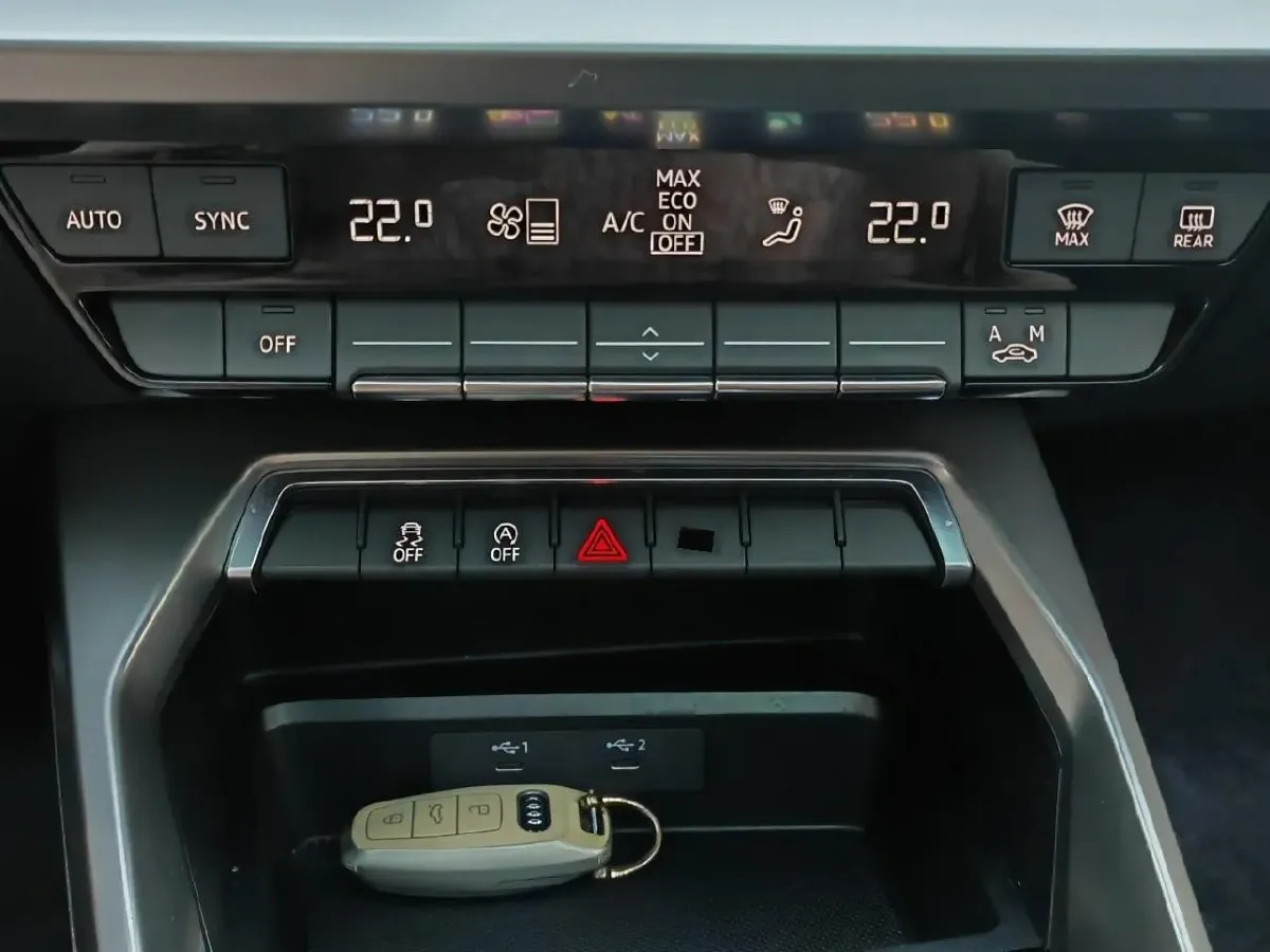 2022 Audi A3 1.4T 150HP L4 7DCT,autocango,china used car exporter,china ev exporter,chinese used car exporter,chinese used ev exporter