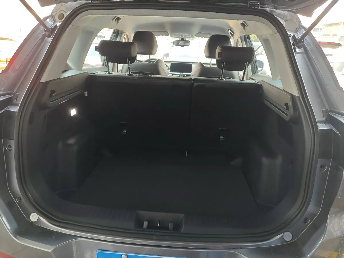 2023 Chery Tiggo 7 1.5T 156HP L4 6MT,autocango,china used car exporter,china ev exporter,chinese used car exporter,chinese used ev exporter